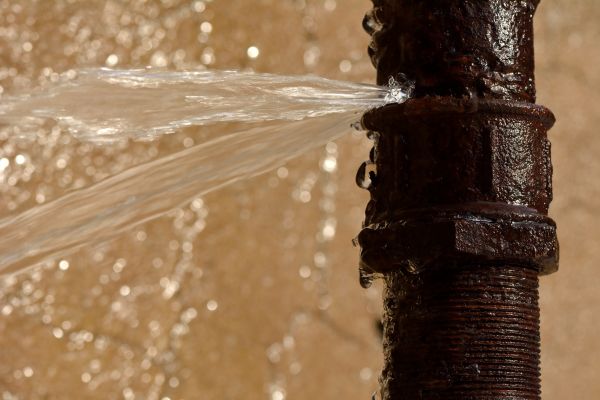 Busted Pipe Repair in Redmond